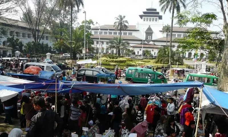 Pasar Jumat Pusdai